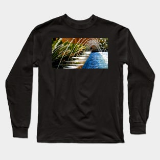 Curving Water Display Long Sleeve T-Shirt